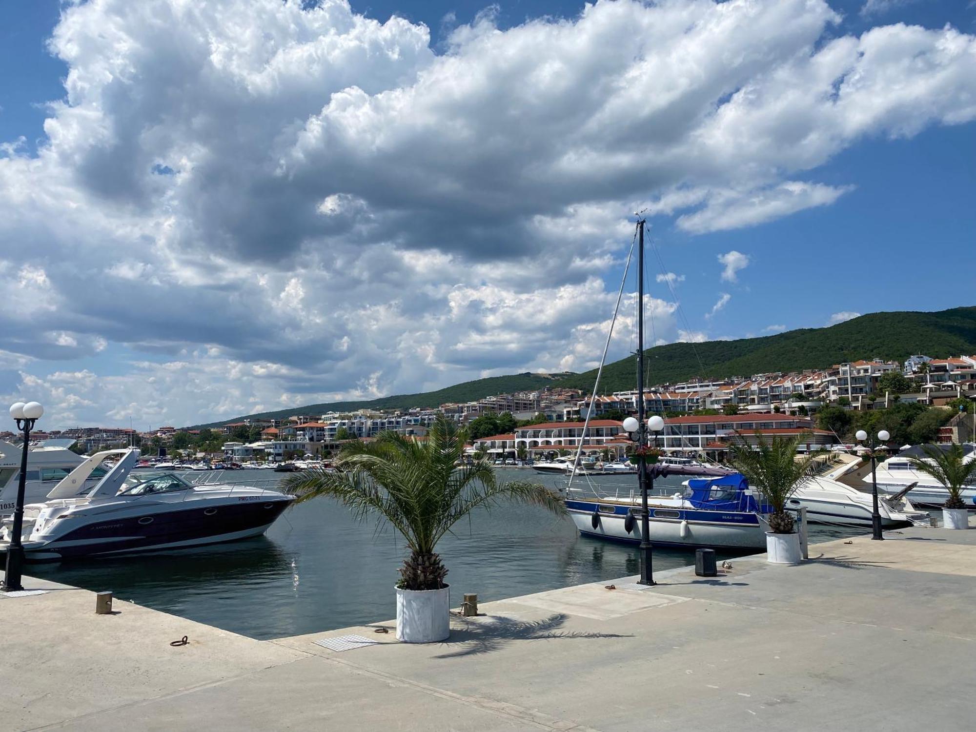 Marina Bay 22 Apartment Sveti Vlas Dış mekan fotoğraf