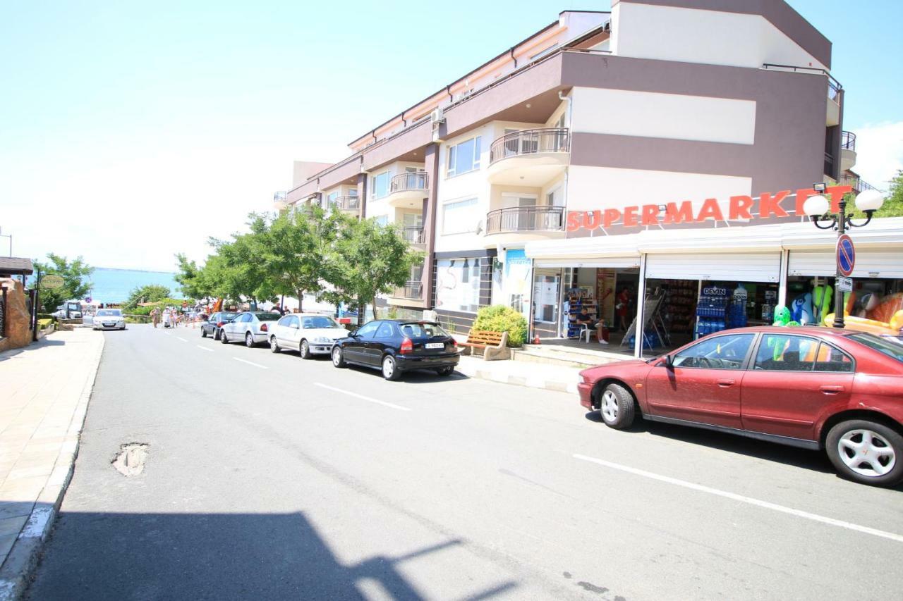 Marina Bay 22 Apartment Sveti Vlas Dış mekan fotoğraf